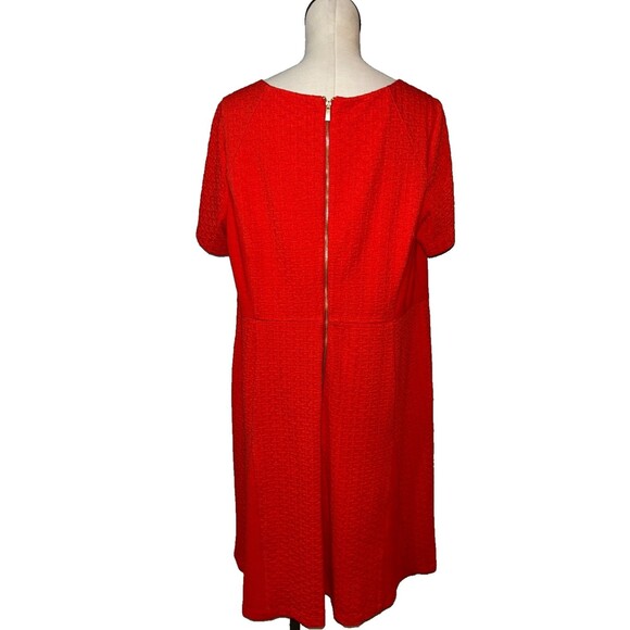 Talbots Women's Red Textured Knit Shift Dress size 18W Round Neck Short Sleeve - Picture 6 of 10